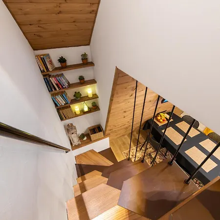 Freeman - цілий триповерховий будинок з альтанкою та грилем для 10гостей Bukovel