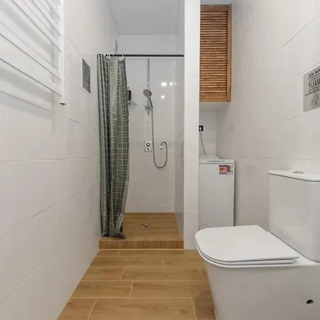 Котедж Freeman-3 Триповерховий Будинок Для 10Гостей * بوكوفِل