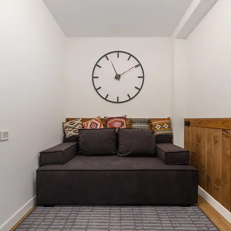 Freeman - цілий триповерховий будинок з альтанкою та грилем для 10гостей * Bukovel