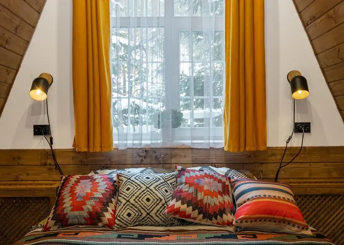 Chalet Freeman-3 триповерховий будинок для 10гостей