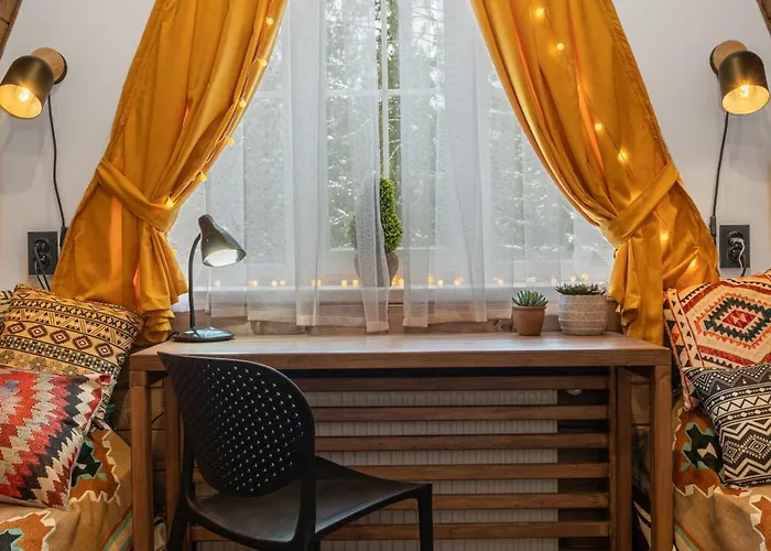 Freeman-3 триповерховий будинок для 10гостей Chalet