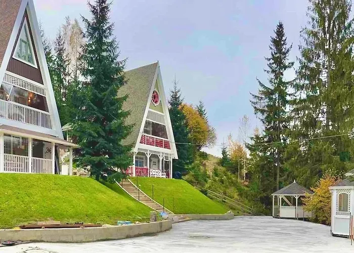 Chalet Freeman-3 триповерховий будинок для 10гостей Bukovel