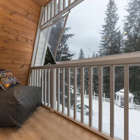 Freeman-3 весь триповерховий для 10гостей Alpstuga Bukovel